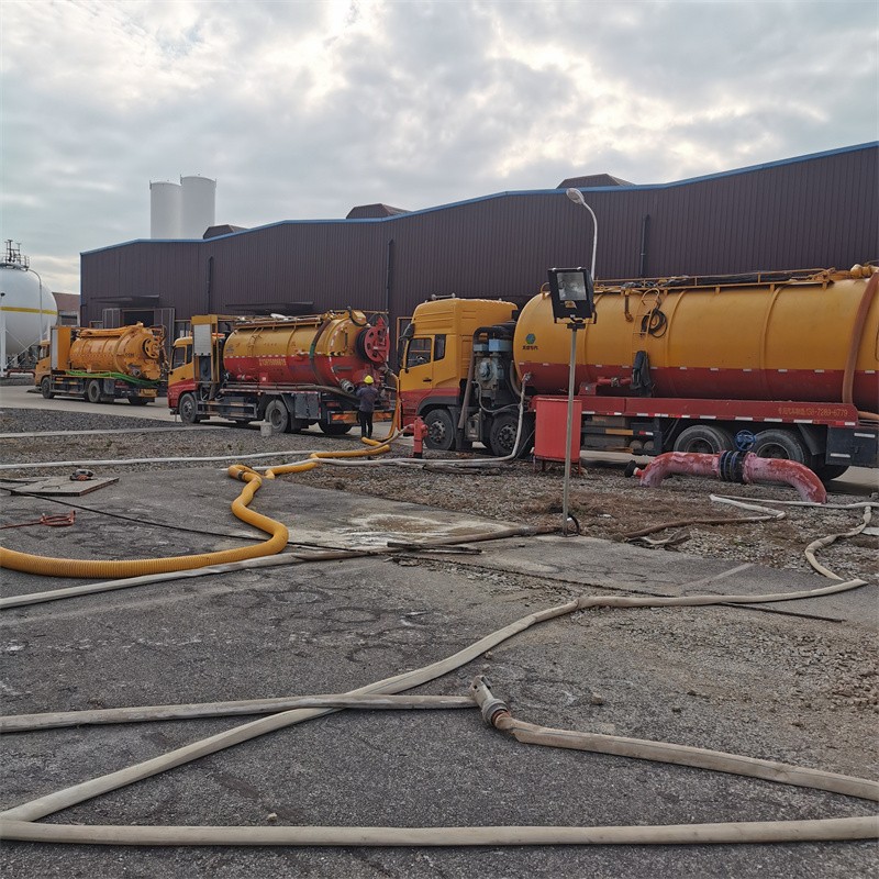 十堰污水池清理